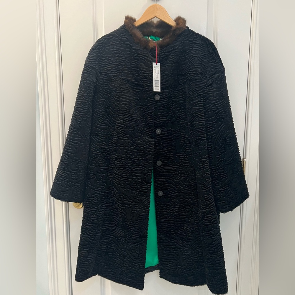 Xl Frances Valentine NWT faux shearling and fur coat with green lining